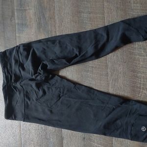 Size 2 lululemon pants